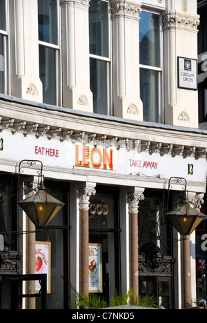 Leon Restaurant à Ludgate Circus, Londres, Angleterre Banque D'Images