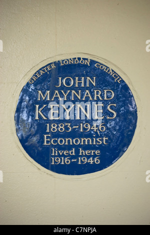 Greater London Council blue plaque marquant un accueil de l'économiste John Maynard Keynes, Gordon Square, Londres, Angleterre Banque D'Images