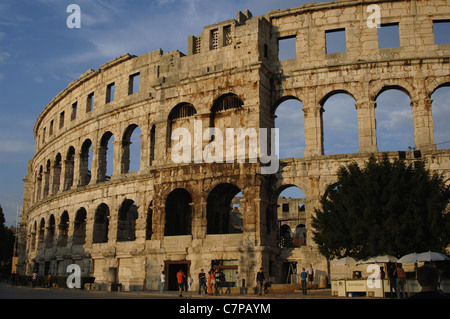 La Croatie. Pula Arena. 1er siècle. Banque D'Images