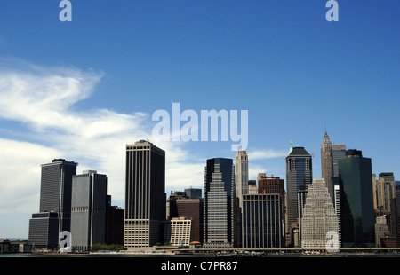 United States. New York. Sommaire des gratte-ciel de Manhattan de la Brooklyn Heights quartier. Banque D'Images