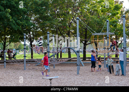 Aire de jeux du parc Jarry, Montréal Canada Banque D'Images