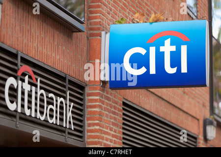 Banque Citi signe extérieur d'une succursale, en Angleterre Banque D'Images