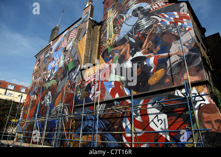 Restauration de fresque dans la rue de Londres,Câble,marquage bataille entre Oswald Mosley's Union britannique des fascistes et des habitants en 1936 Banque D'Images