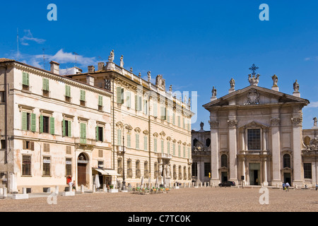 L'Italie, Lombardie, Mantoue Piazza Sordello, le Duomo Banque D'Images