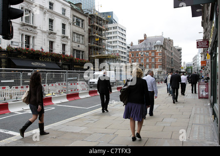 Le réaménagement à Moorgate traverse Station dans la ville de Londres. Banque D'Images