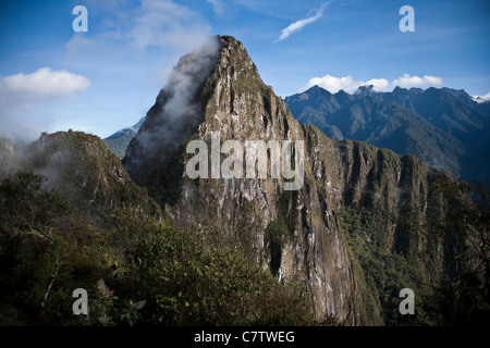 Wayna Picchu (jeune Pic) Banque D'Images