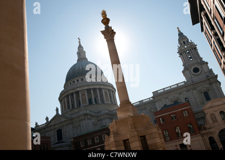 La Cathédrale St paul, paternoster Square, Londres, Angleterre Banque D'Images