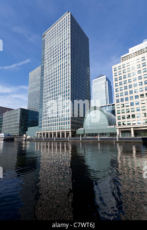 40, rue Bank et l'Est de l'hiver centre de conférence, Canary Wharf, Londres, Angleterre, Royaume-Uni. Banque D'Images