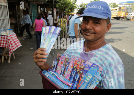 Managua Nicaragua,Mercado Oriental,marché,shopping shopper shoppers magasins marchés achats vente, magasin de détail magasins affaires Banque D'Images