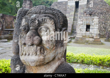 Le style Inca temple de Candi Sukuh, Solo, Java, Indonésie Banque D'Images