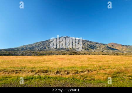 (1446m) de snæfellsjökull dans le nord-ouest du Parc National de Snæfellsjökull de Reykjavik en Islande de l'ouest. Banque D'Images