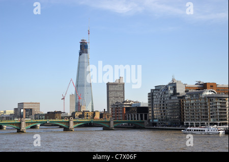 Le Shard London Bridge Tower aussi connu comme le fragment de verre Banque D'Images