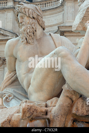 Fontaine des Quatre Fleuves Bernin Piazza Navona Rome dieu fleuve Ganges Banque D'Images