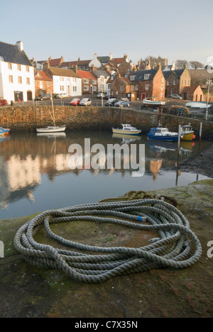 Crail Harbour est situé dans le comté de Fife, dans une région d'Écosse connu comme l'Est Neuk. Banque D'Images