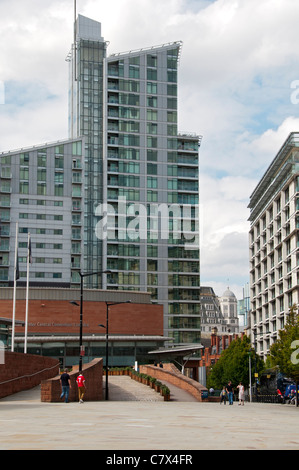 La Grande Tour Nord, bloc appartement Moulin Street, Manchester, Angleterre, Royaume-Uni. Assael, Architecture 2007. Banque D'Images