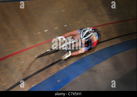 Course sur piste vélodrome Banque D'Images