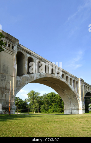 Les quatre gros pont de chemin de fer, Sidney de l'Ohio. Il a réalisé depuis 1923 de la circulation ferroviaire Banque D'Images