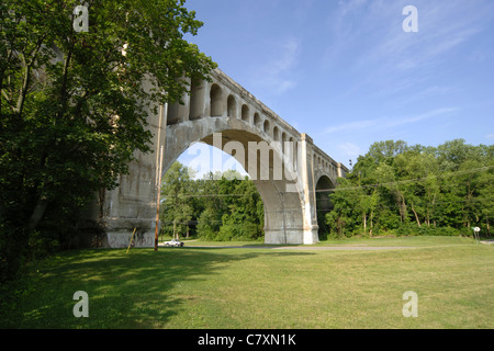 Les quatre gros pont de chemin de fer, Sidney de l'Ohio. Il a réalisé depuis 1923 de la circulation ferroviaire Banque D'Images