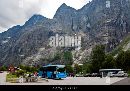 Mur de Troll (Pluscamp Sandvik), de la vallée de Romsdal halte touristique Banque D'Images