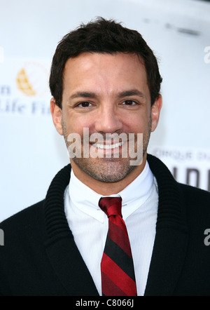 GEORGE KOTSIOPOULOS CIRQUE DU SOLEIL IRIS. Première mondiale HOLLYWOOD LOS ANGELES CALIFORNIA USA 25 Septembre 2011 Banque D'Images