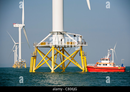 Le parc éolien offshore d'Ormonde est actuellement en construction dans la mer d'Irlande, à 10km de la route Barrow-In-Furness. Banque D'Images