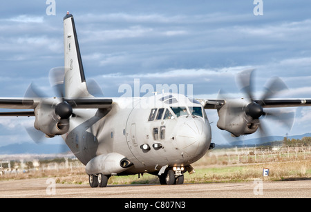 Un Alenia C-27J Spartan de l'Armée de l'air italienne à Decimomannu Air Base, Sardaigne, Italie, durant l'exercice 2010 Vega. Banque D'Images