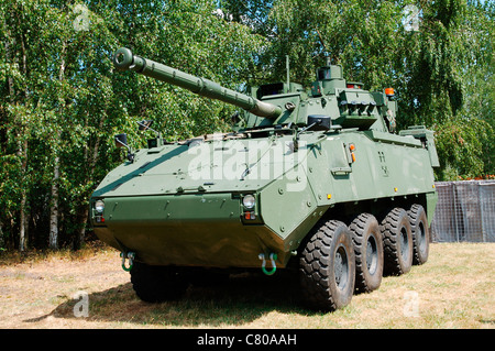 Une armée Belge Piranha IIIC avec le LCTS-90 Cockerill Mk8 canon. Banque D'Images