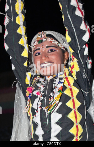 Danseur traditionnel Dhoba Khuri village Rajasthan Inde Banque D'Images