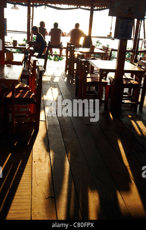 La Thaïlande, Phuket, après le bar de plage Banque D'Images