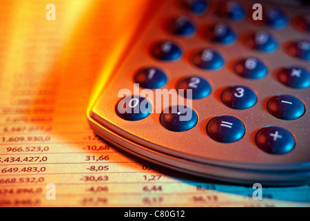 Calculatrice et plan économique Banque D'Images