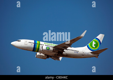 Avion au décollage à l'aéroport de Malaga Costa del Sol Andalousie Espagne Banque D'Images