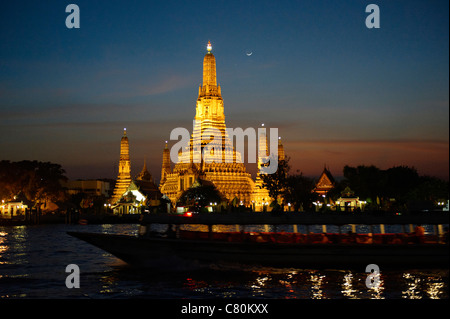 Thaïlande, Bangkok, Wat Arun, Temple bouddhiste de nuit Banque D'Images