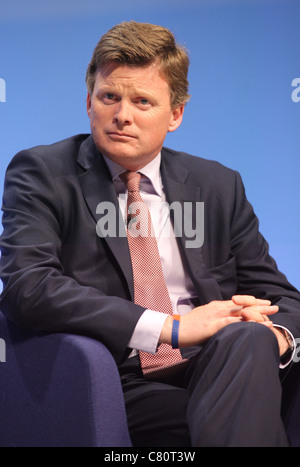 RICHARD BENYON MP SOUS SECRÉTAIRE D'ÉTAT À L'E 02 Octobre 2011 Manchester Central Manchester en Angleterre Banque D'Images