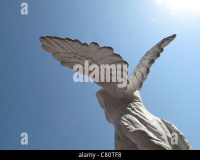 Statue en pierre de béton angel Banque D'Images