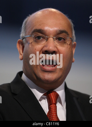 MP, Keith Vaz, PRÉSIDENT DU HOME AFFAIRS S 28 Septembre 2011 L'AAC LIVERPOOL ANGLETERRE Banque D'Images