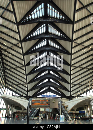 Lyon, aéroport St Exupéry, TGV train terminal Satolas, Auvergne Rhone Alpes, France Banque D'Images