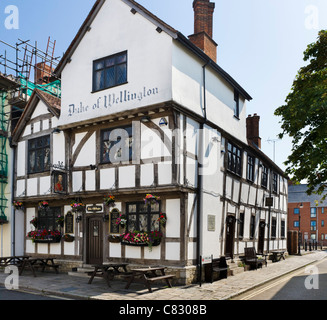 Historique Le Duc de Wellington pub sur Bugle Street dans la vieille ville, Southampton, Hampshire, England, UK Banque D'Images