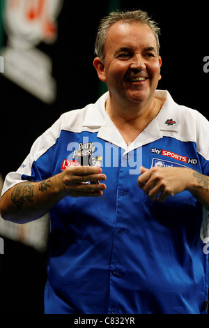 Dublin, République d'Irlande. Phil Taylor en action contre Brendan Dolan, lors de la finale du Grand Prix Mondial PDC Banque D'Images