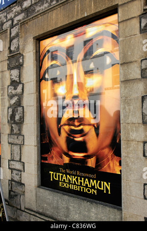 Une affiche annonçant l'exposition de Toutankhamon dans Dorset Dorchester Banque D'Images