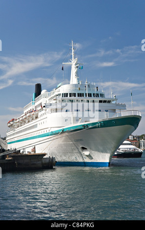 Le Phoenix Reisen exploité Cruise Ship Albatros accosté au terminal passagers d'outre-mer dans le port de Sydney , Australie Banque D'Images