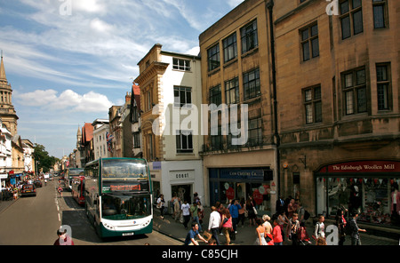 Vue depuis un bus panoramique visite guidée du centre d'Oxford Banque D'Images