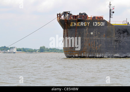 Barge ancrée Banque D'Images