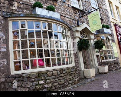 Le trimestre Penny Cafe Cowbridge Vale of Glamorgan South Wales UK Banque D'Images