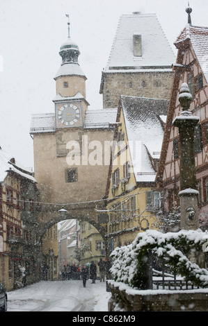 Pittoresque, village couvert de neige Banque D'Images