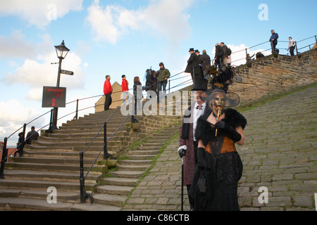 WHITBY ; GOTHS AU WEEK-END GOTH Banque D'Images