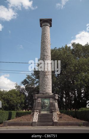 La colonne Victor Hugo, près de la Belle Alliance ferme sur la bataille de Waterloo, en Belgique. Banque D'Images