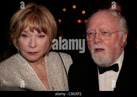 Shirley Maclaine et Sir Richard Attenborough assiste à la première UK de la fermeture de l'anneau de Belfast, Royaume Uni - 13 DÉCEMBRE 2007 Banque D'Images