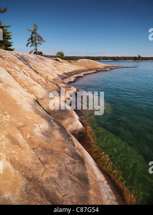 Côte rocheuse de la baie Georgienne à Killbear Provincial Park, Ontario, Canada. Banque D'Images