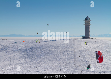 Snow Kite sur Feldberg, Forêt Noire, Allemagne Banque D'Images