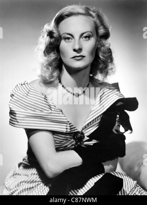 MICHELE MORGAN actrice française ici à la femme de gangster Lorna dans le 1946 film noir Le Chase Banque D'Images